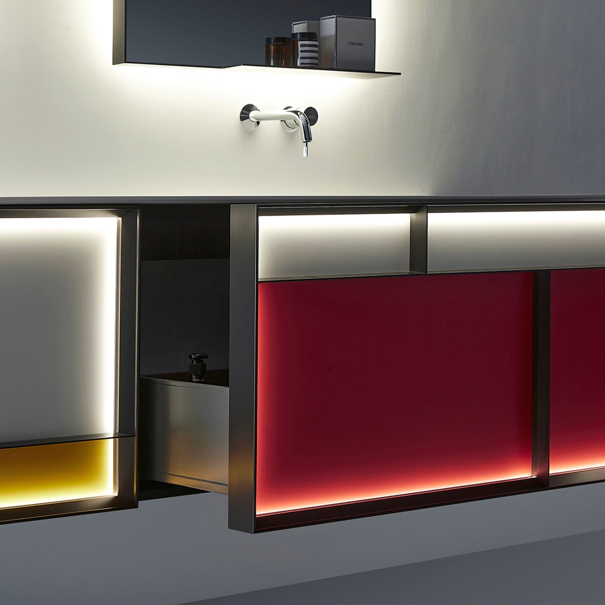 MONDRIA Custom Bathroom Vanity with Seamless Acrylic Top and Integrated Basin